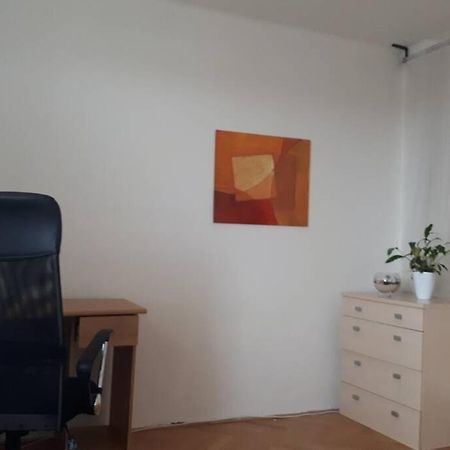Room In Apartment Prague 3 מראה חיצוני תמונה