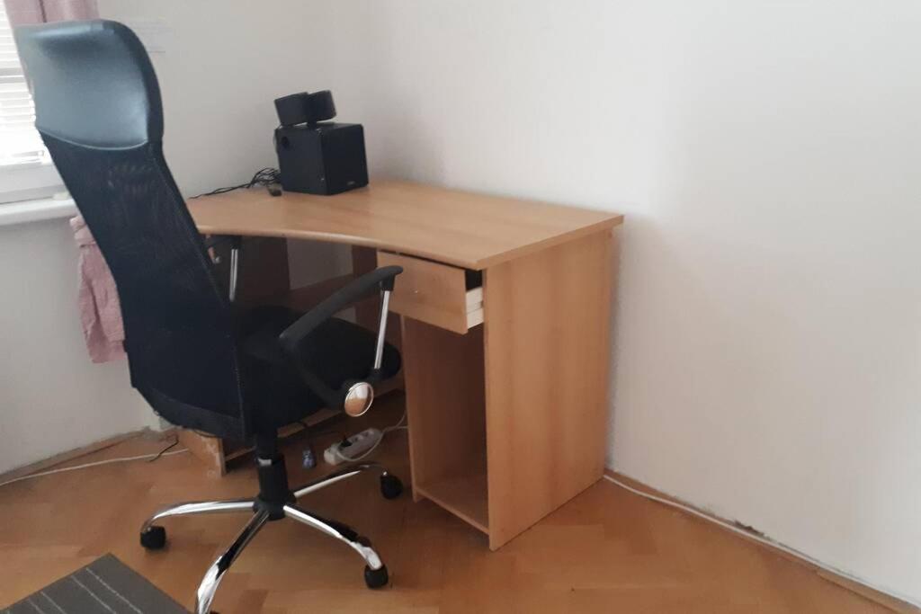 Room In Apartment Prague 3 מראה חיצוני תמונה